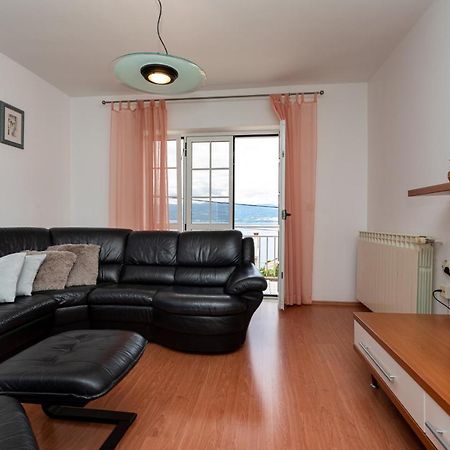 Apartament Apartman Maris Vrbnik Zewnętrze zdjęcie